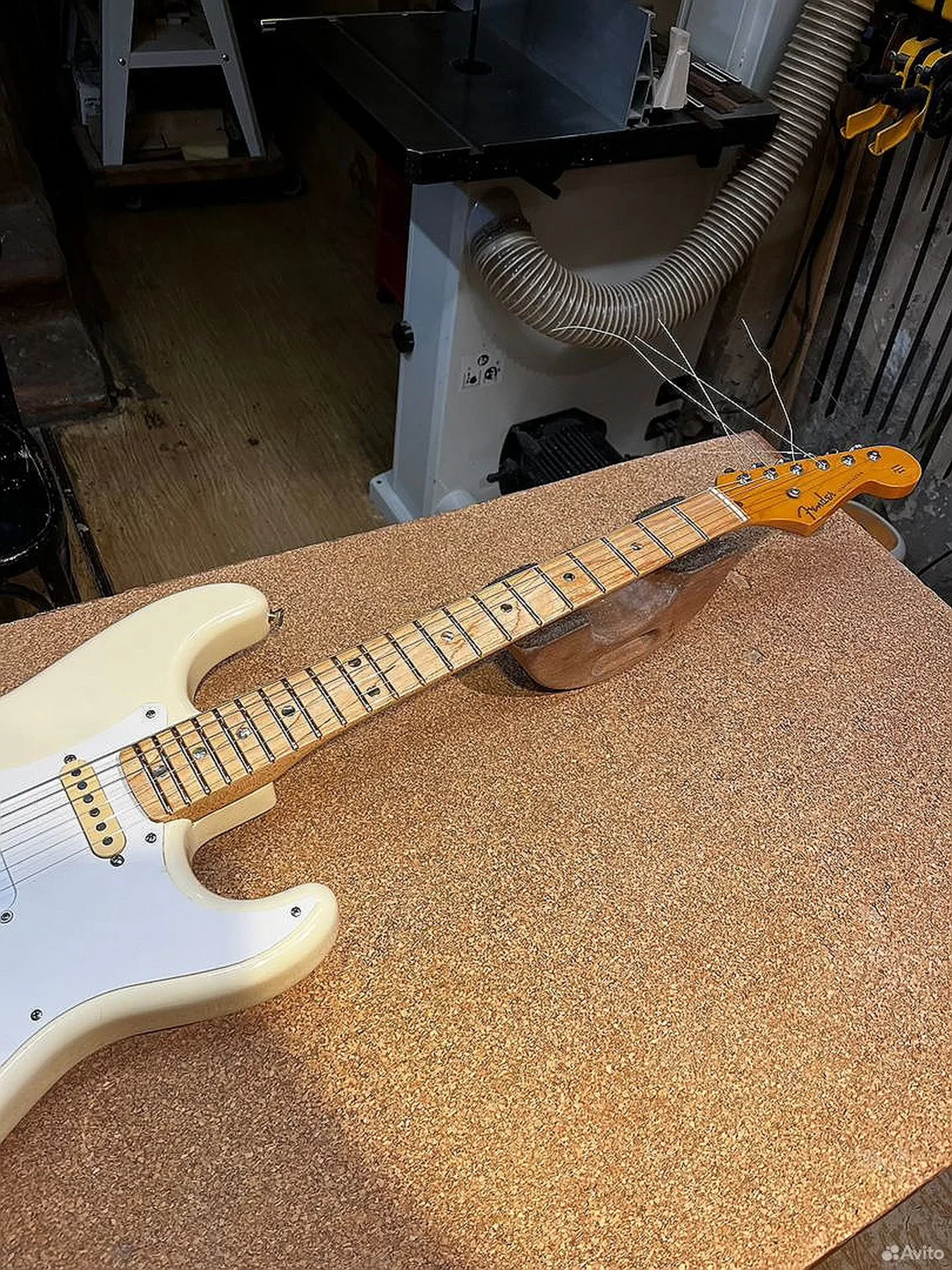 Fender Stratocaster: восстановление грифа
